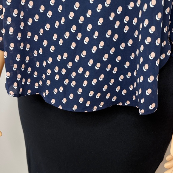 Ann Taylor Blouse Size Small - Picture 4 of 15